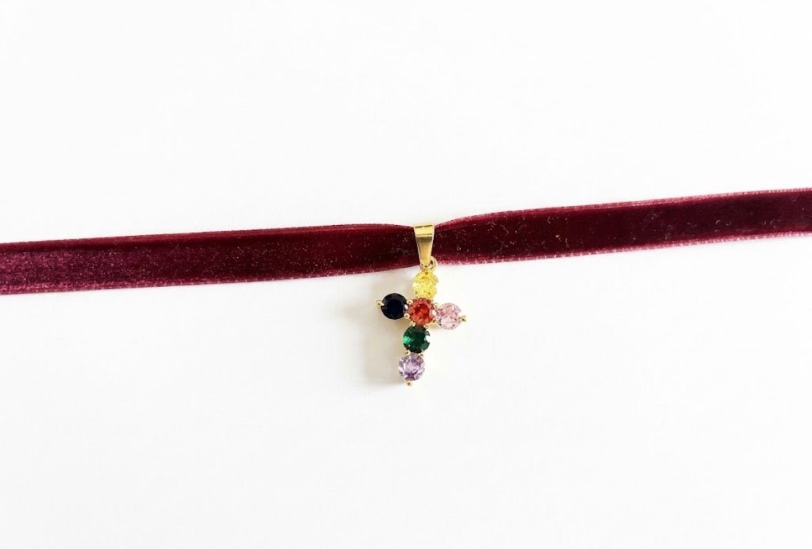 Girocollo Choker in Velluto Borgogna – Charm Croce Colorata