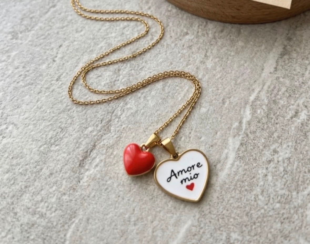 Collana oro con ciondoli cuore e scritti "Amore mio"