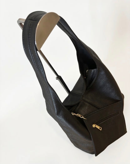 Borsa Hobo in Vera Pelle Martellata nera con Pochette Coordinata – Collezione Autunno/Inverno