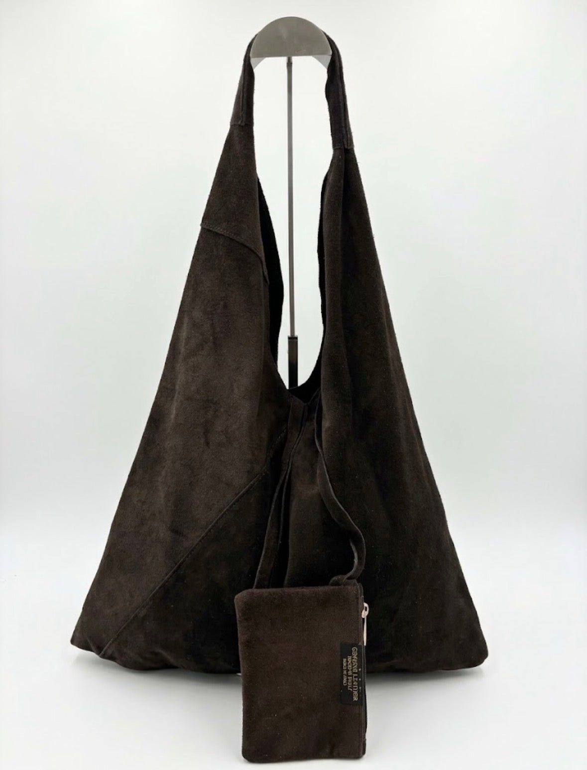 Borsa Hobo in Camoscio Pregiato - Raffinatezza Made in Italy