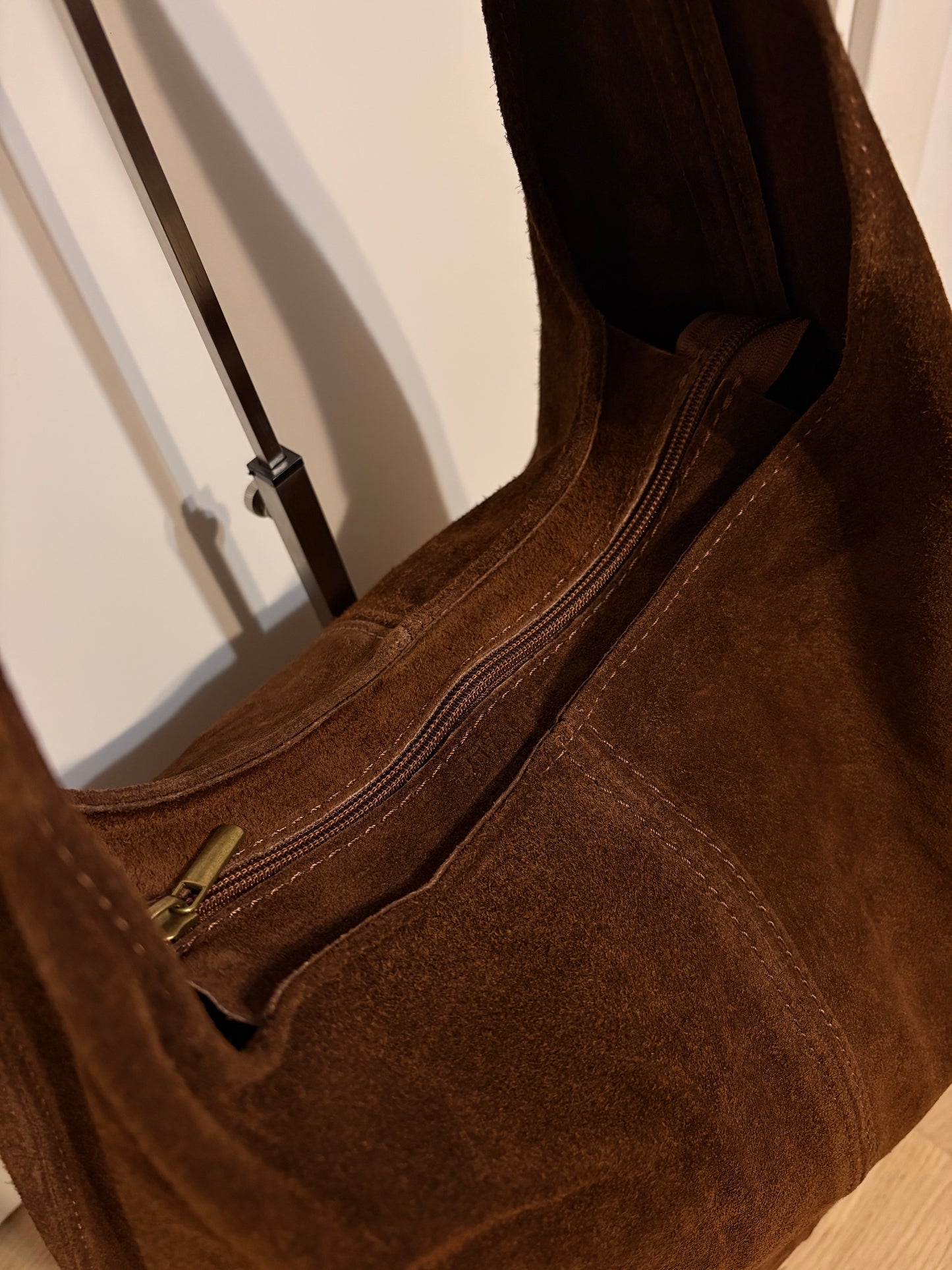 Borsa ‘Luna’ in Vera Pelle Camoscio